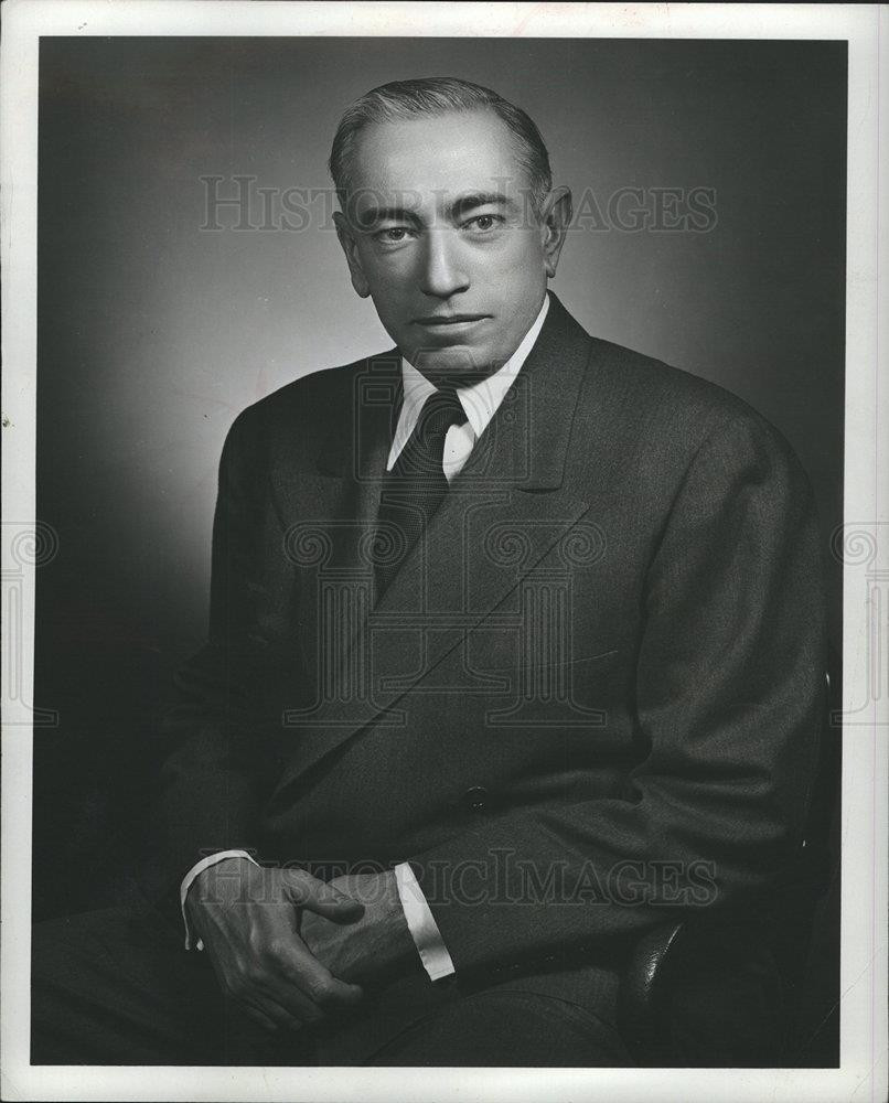 1953 Press Photo Roger Kyes Deputy Secretary Defense GM - dfpb20631