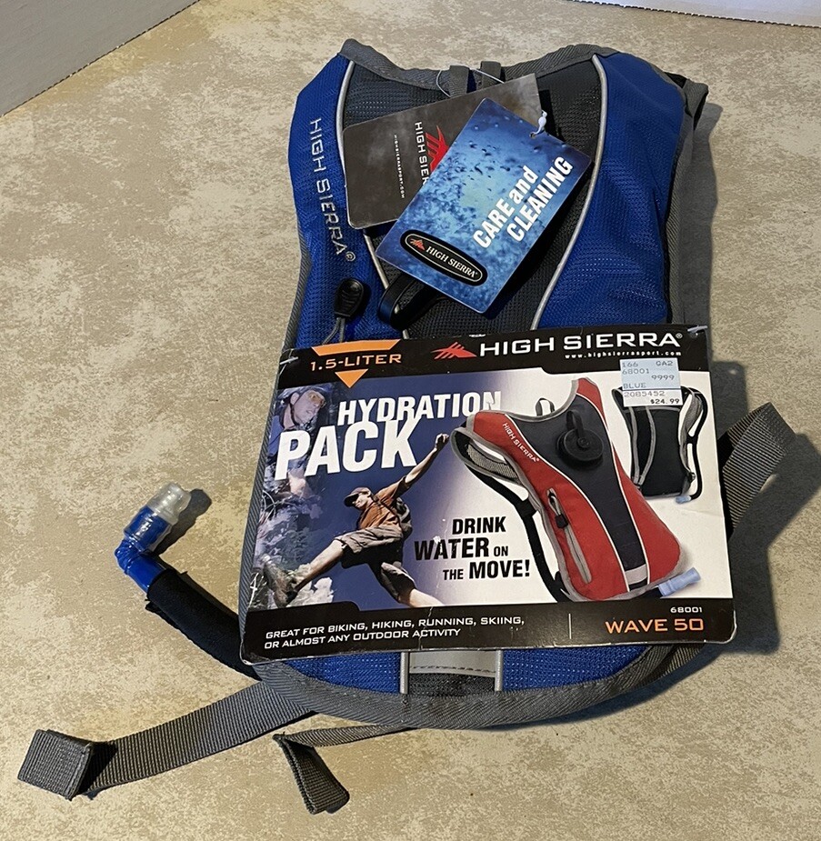 High Sierra 1.5 Liter Hydration Pack Wave 50 Blue and Gray Hiking Outdoors