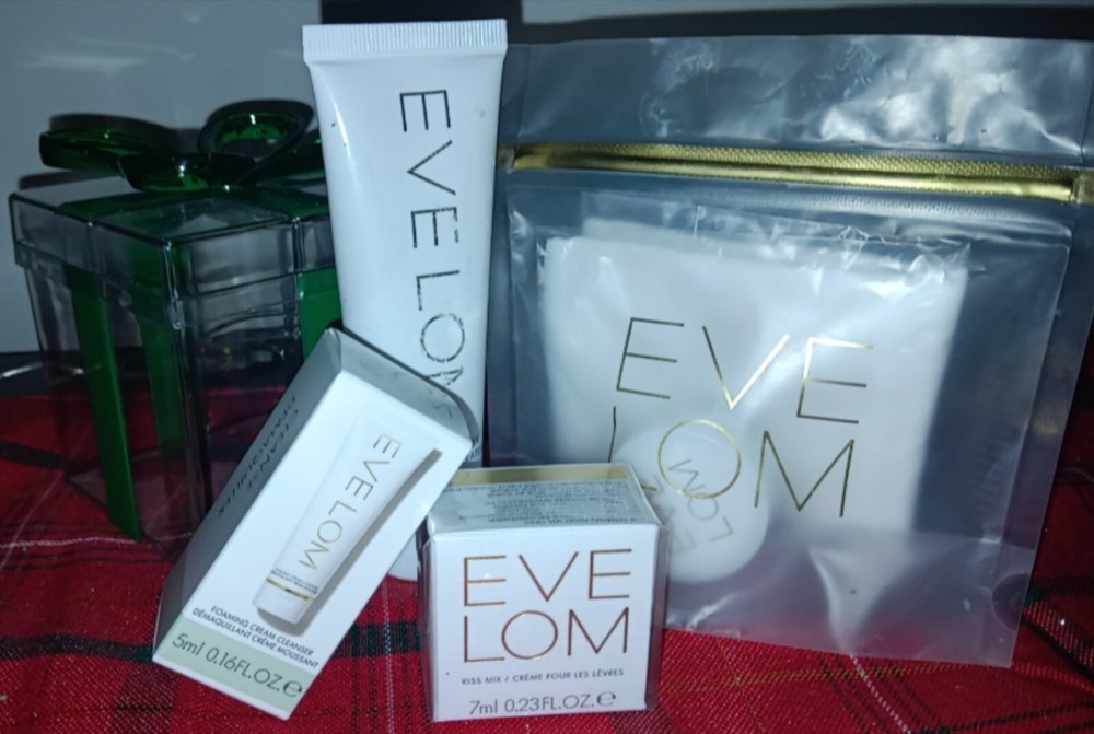 Eve Lom 5 Piece Radiant Renewal Ritual Set Cleanser Cloth Moisturizer & Mask