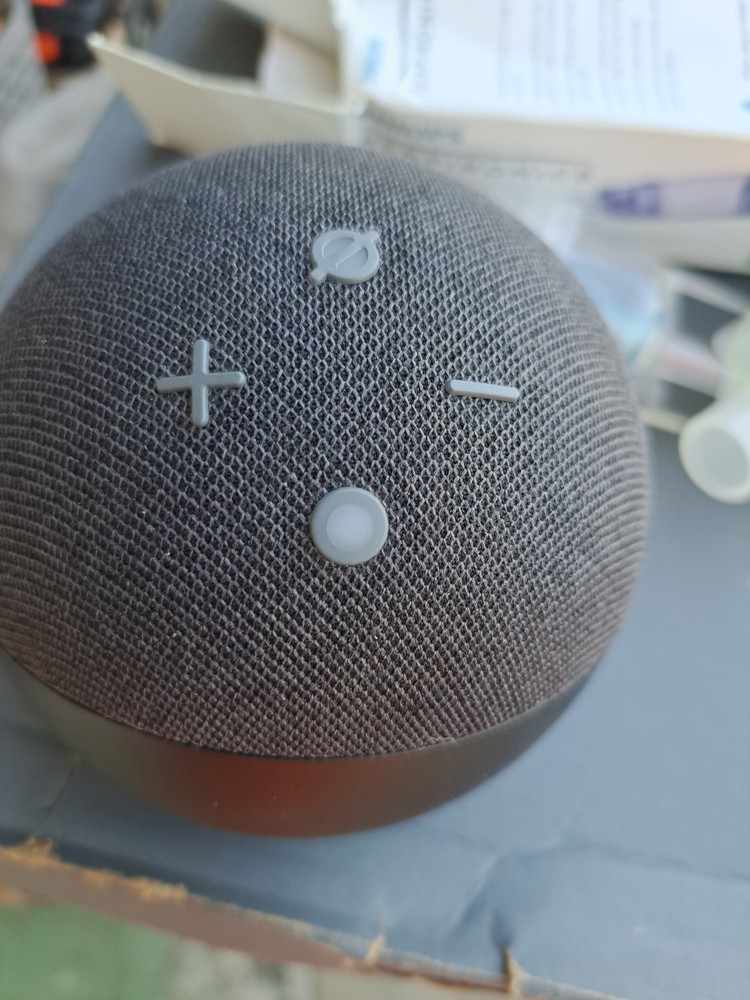 Echo Dot (4th Gen) | Smart speaker with Alexa | Charcoal