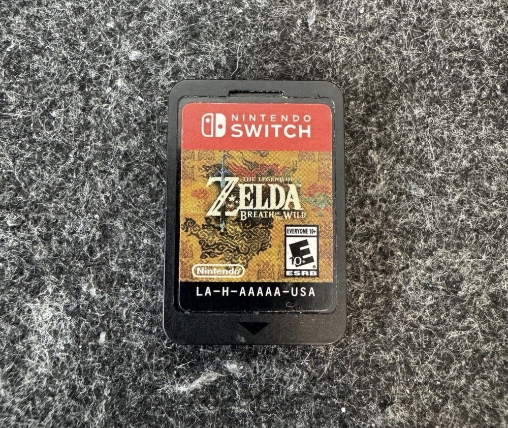 The Legend of Zelda: Breath of the Wild - Game Cartridge ONLY - Nintendo Switch