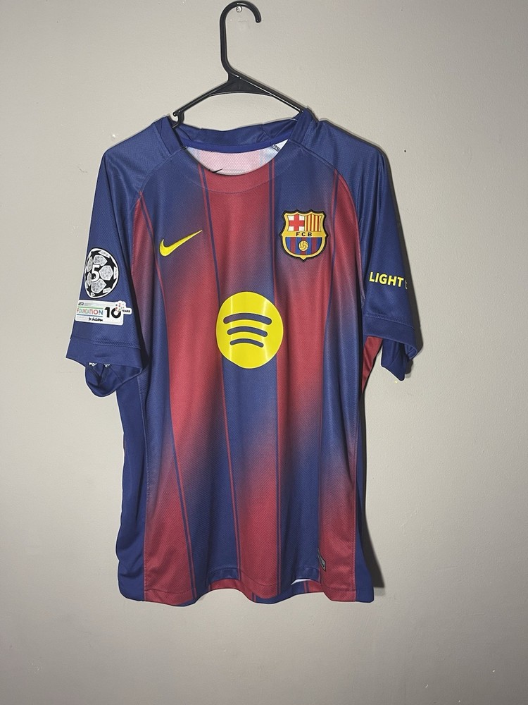 Nike FC Barcelona Raphinha 11 Soccer Jersey L
