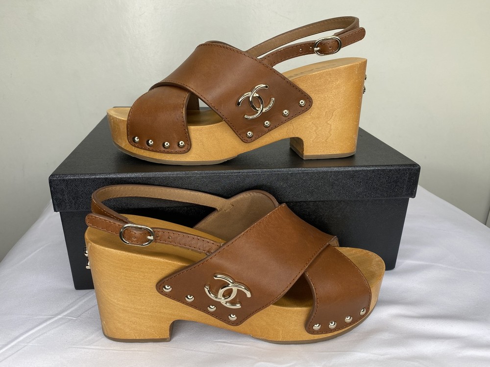 Chanel Brown Studded Slingback Platform Sandals Size 7 Adjustable Strap