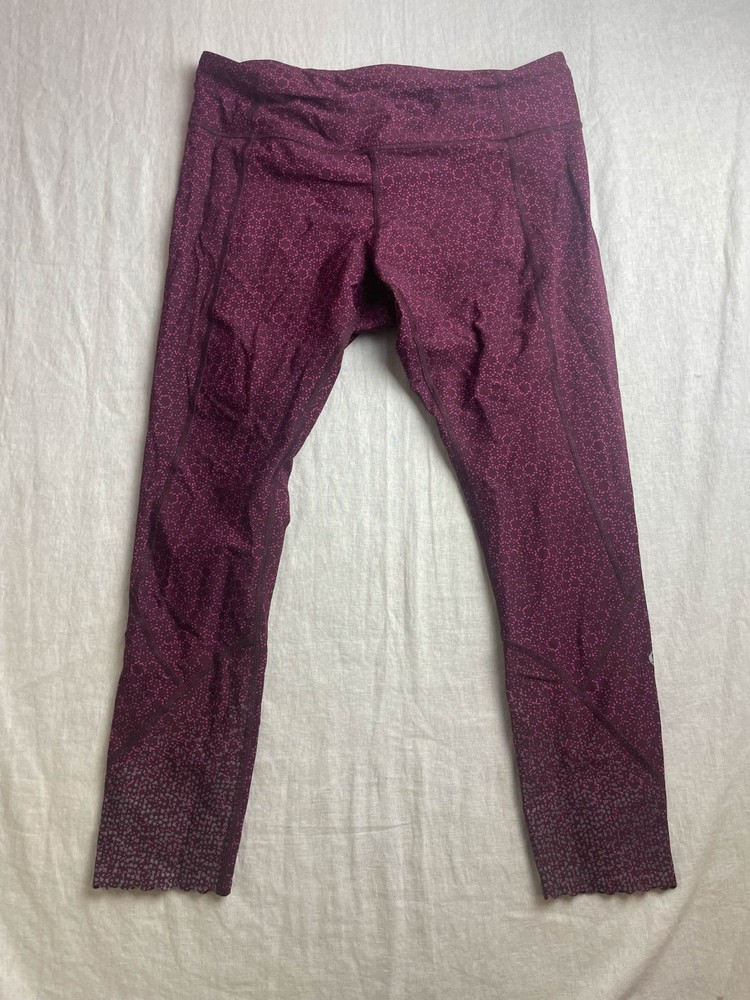Lululemon Tight Stuff Tight II Reflective Leggings Womens 12 Red Scalloped Hem