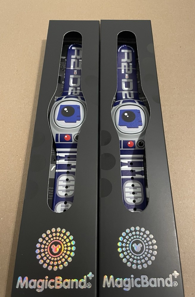 * Set Of Two!* Disney Star Wars R2D2 MagicBand Plus! Unlinked!