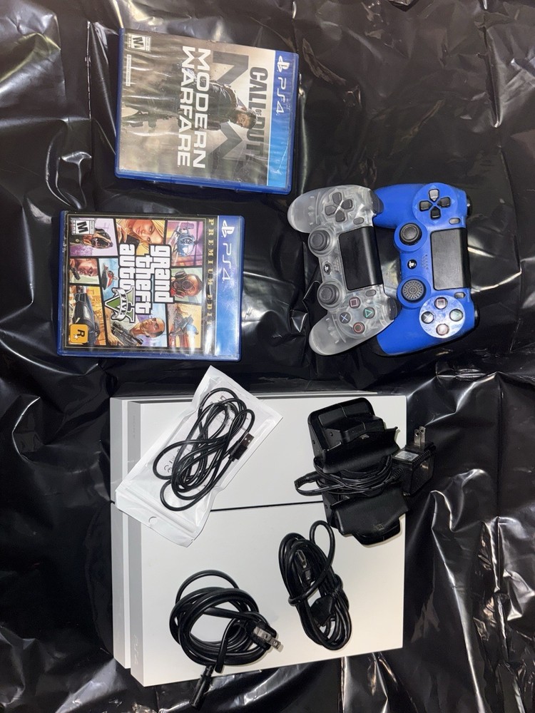 Sony PlayStation 4 PS4 500GB CUH-1115A Glacier White  COMPLETE BUNDLE