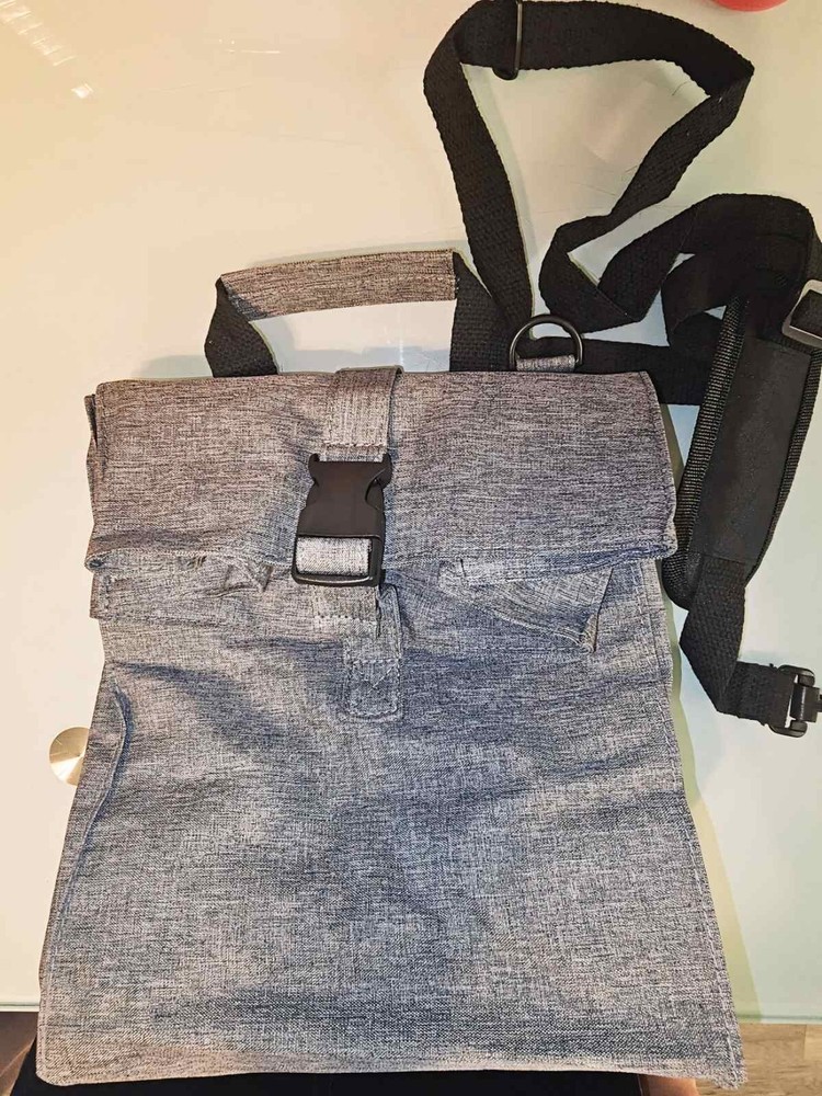Insulated Gray Twist Thermo Lunch Bag Portable & Stylish