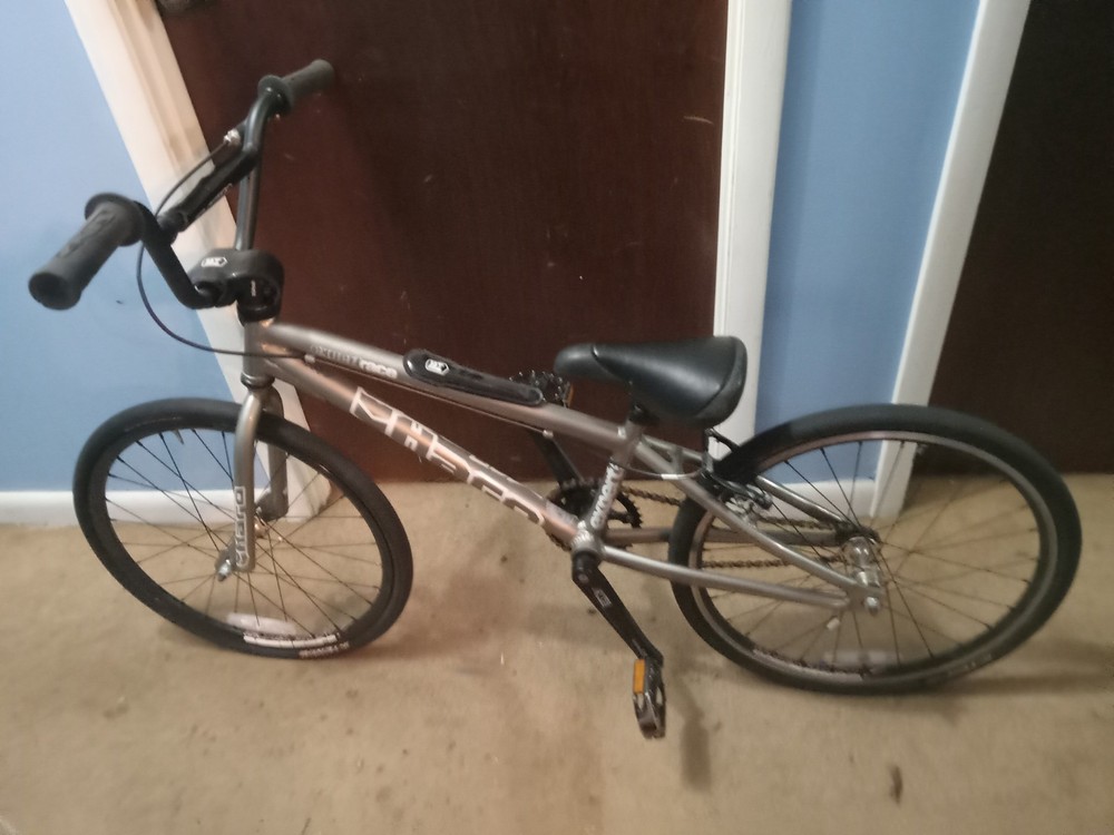 HARO BMX Expert Race 20 Inch Lightweight 6061 Aluminum Grey Bike