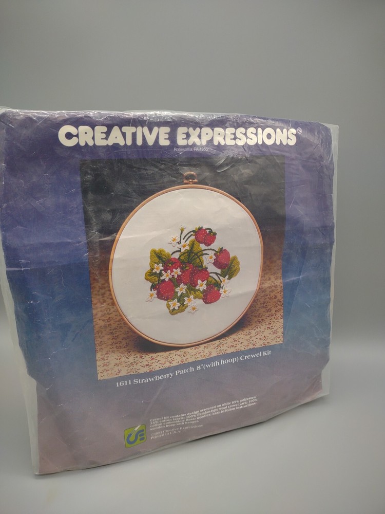 Vintage 1981 Crewel Embroidery Kit Strawberry Patch 8