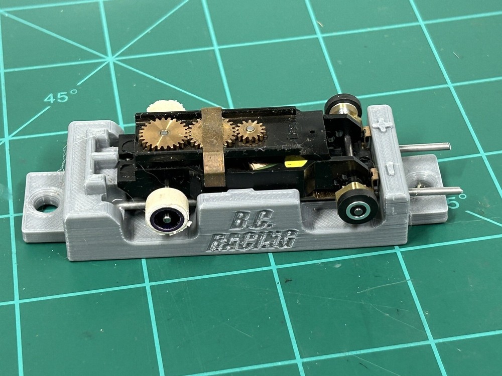 Grey Slot Car Break In Stand For Fray Tfx T-Jet H-O  Aurora Wizzjet JL Dash