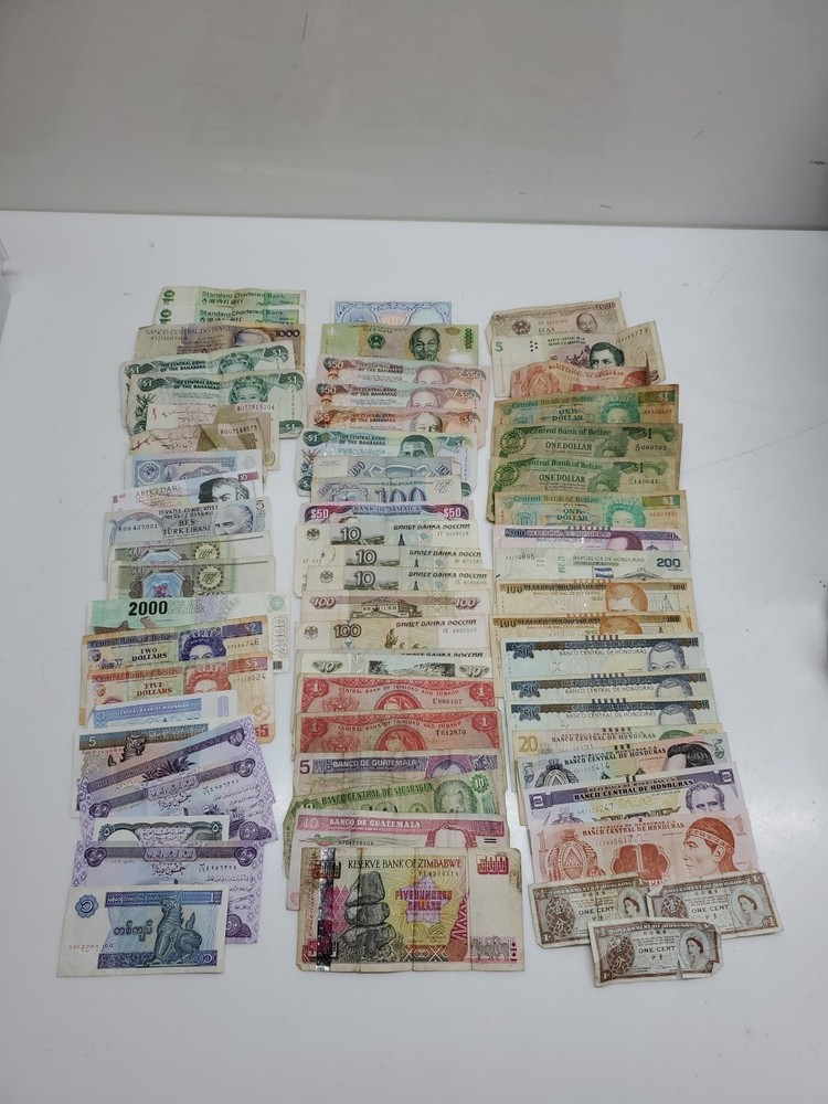 Mixed World Bank Notes 021CVP