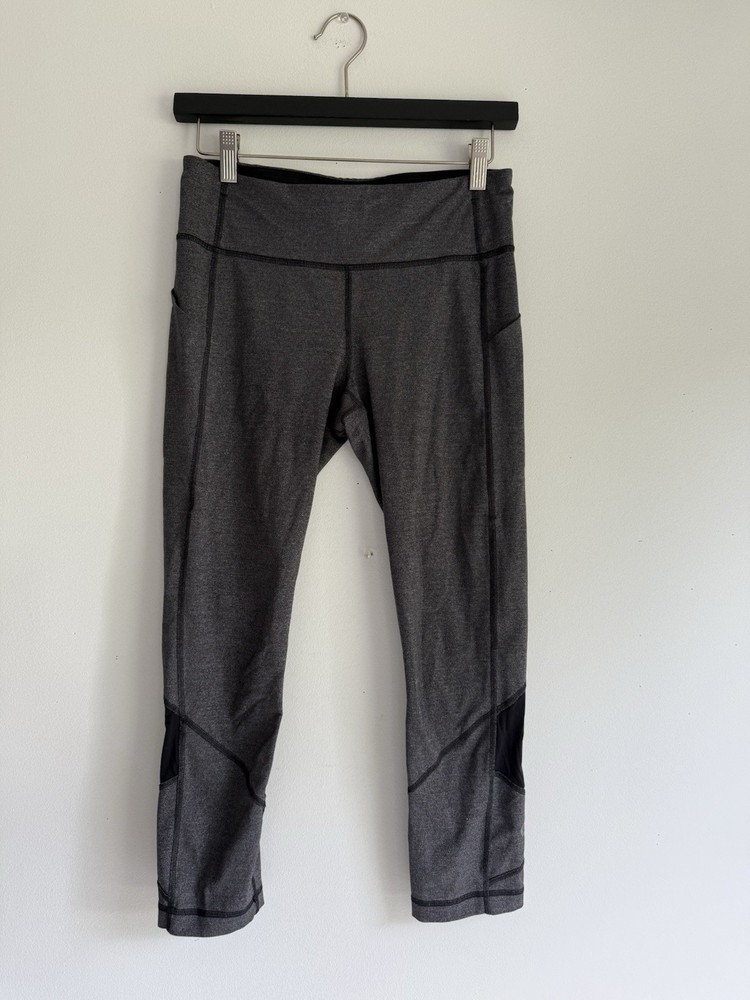 Lululemon Leggings Size 6 Gray Cropped Pants Pockets Athleisure