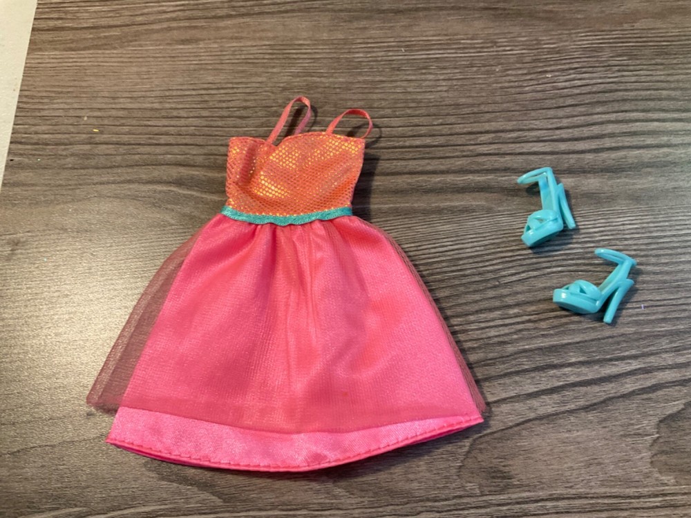Mattel Barbie Doll Clothes Multi Color Dress & Shoes Outfit Set Lot # 75
