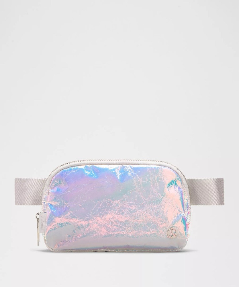 Lululemon Everywhere Women's Belt Bag (1L) Iridescent