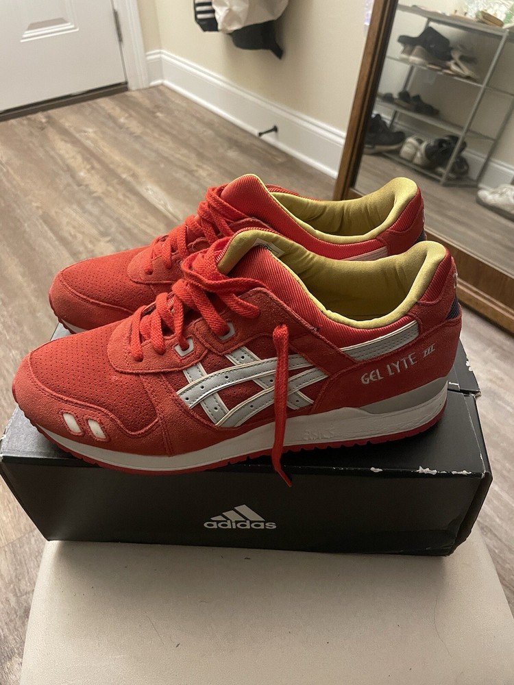 asics gel lyte iii santa Size 10.5