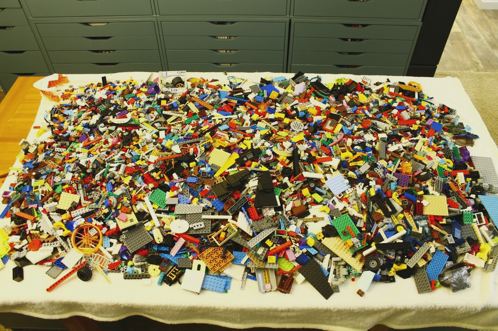 LEGO Bulk Lot 35 LBS Mixed Bricks Parts Clean No Minifigures Adult Collection