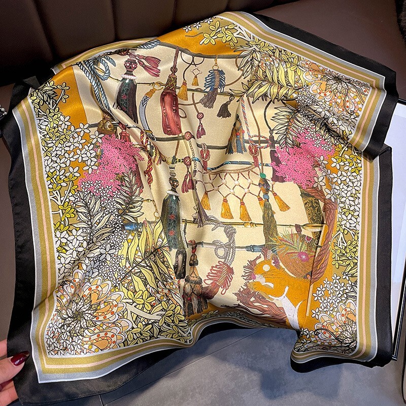 100% Silk Scarf Women Vintage Floral Pattern Kerchief Headscarf Bandana 68*68cm