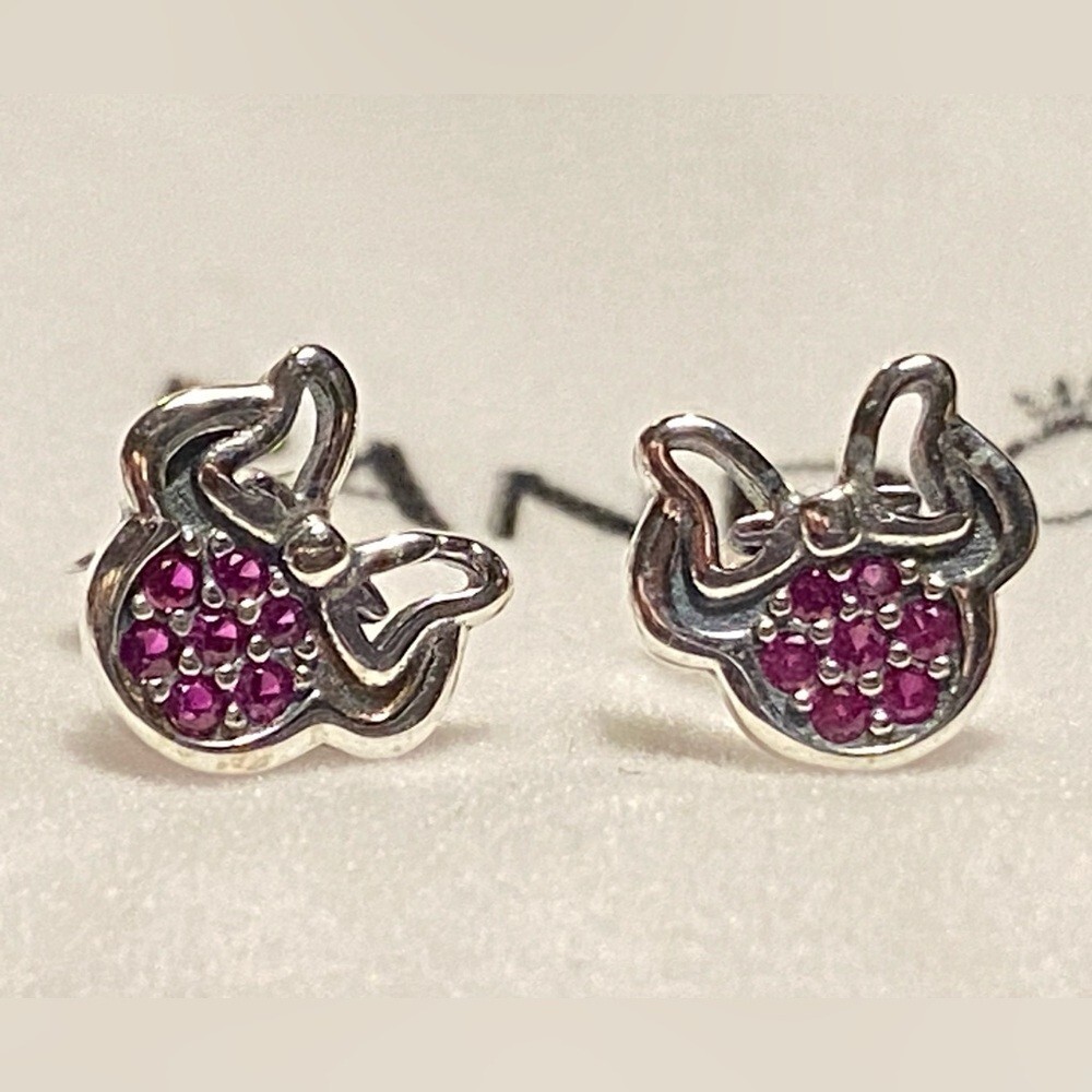 Pandora Minnie Mouse silver and cubic zirconia studs NWT