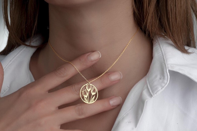 925 Sterling Silver Delicate Tulip Flower Pendant Necklace Handmade 18in Gold Chain  