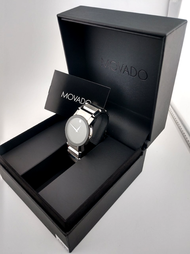 Movado Men's Sapphire Classic W/Blk Dial & Bezel Watch Model #84.G1.1896 ~ Sweet