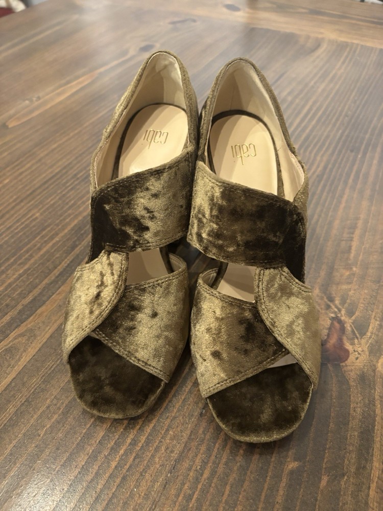 CAbi Crushed Velvet Chunky Block Heel Shoes Sz 8.5 Moss Green Style 6016