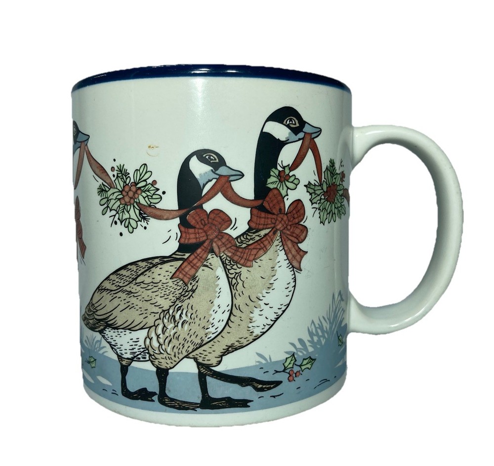 Potpourri Press Vintage 1987 Ducks Holly Multicolor Black Coffee Tea Mug (412)
