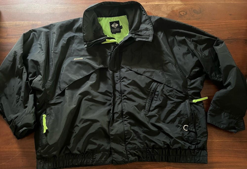 Columbia Men's XL Black Whirlibird Winter Sports Jacket with Front Zipper