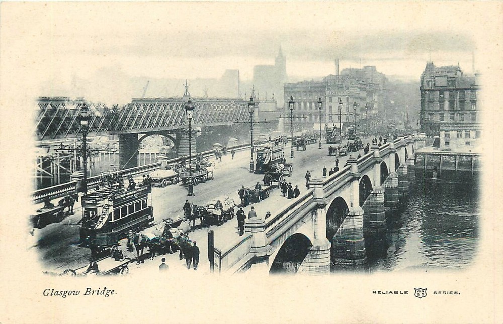 c1905 Scotland UK Glasgow Bridge street scene undivided Postcard 25-5503
