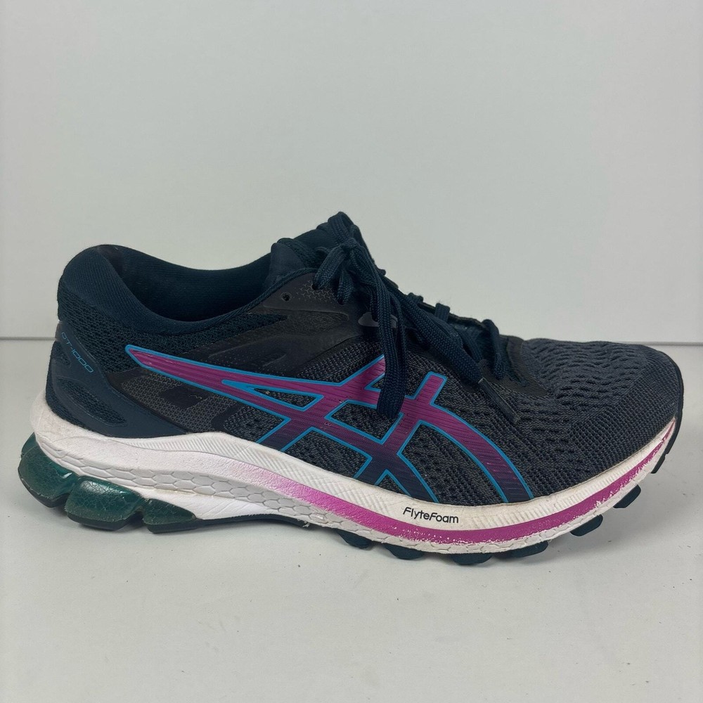 ASICS women’s running shoe size 7 1/2 gt 1000