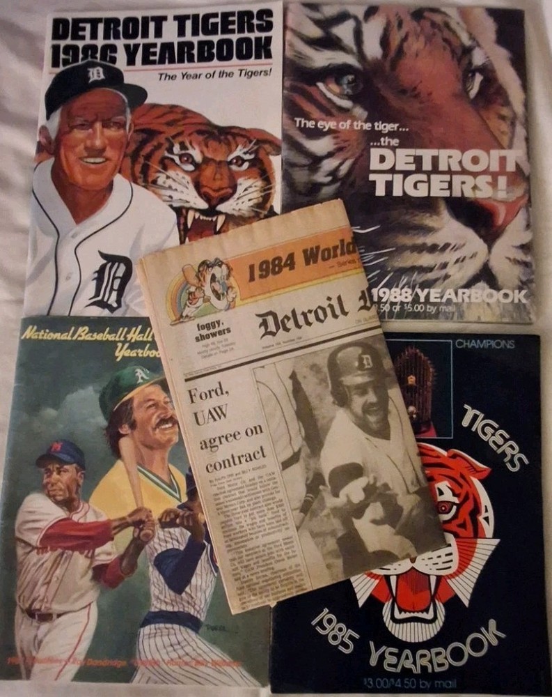 Vtg Detroit Tigers Yearbook Lot 1985 1986 1988 Hall of Fame 1987 w/ 1984 Article