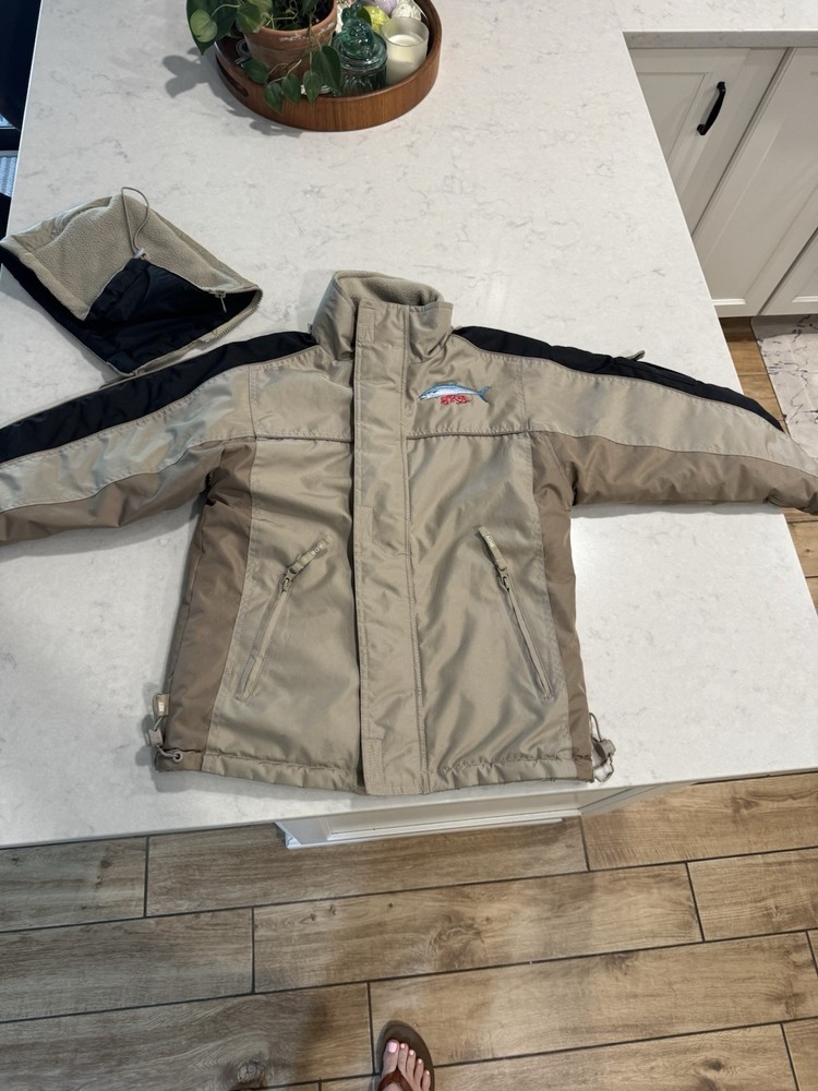 Boys Winter Fishing Jacket by Southern Kingfish Association Size 8/10 in Tan