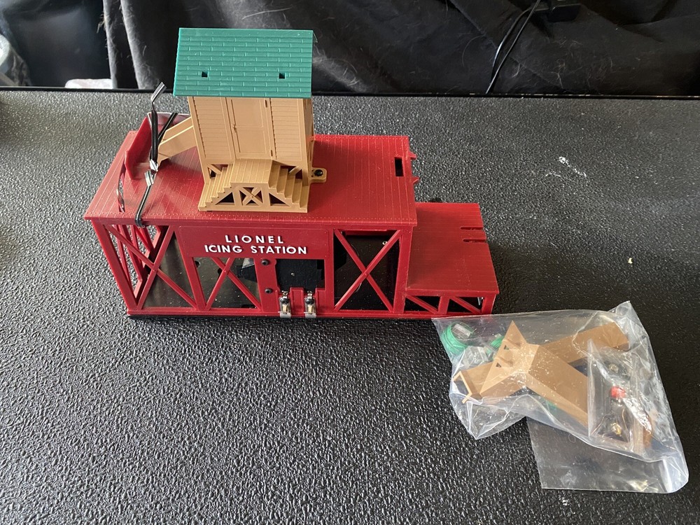 Lionel 6-12847 O Gauge Operating Icing Station Brand New