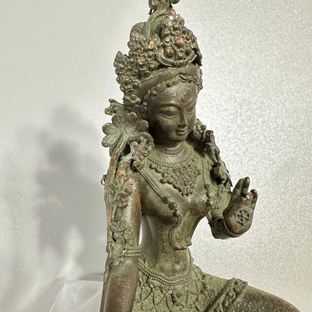 Antique Chinese Guanyin Buddha Bronze Statue 4.3 Inch Buddhism Ornament