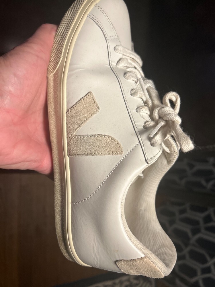 VEJA Esplar White/Sable Sneakers - Size 10