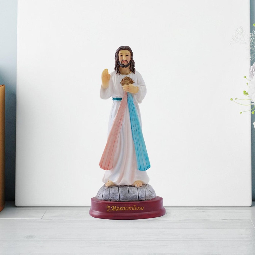 European Styled Elegant Man Statue Classical Collectible Tabletop Decoration