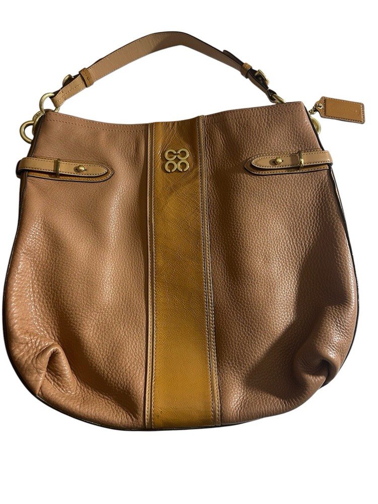 shoulder bag  Light brown COACH Good