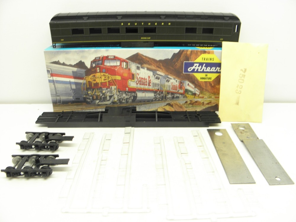 ATHEARN 2528 - STD DINNER CAR SOUTHERN #3155 - HO SCALE- KIT