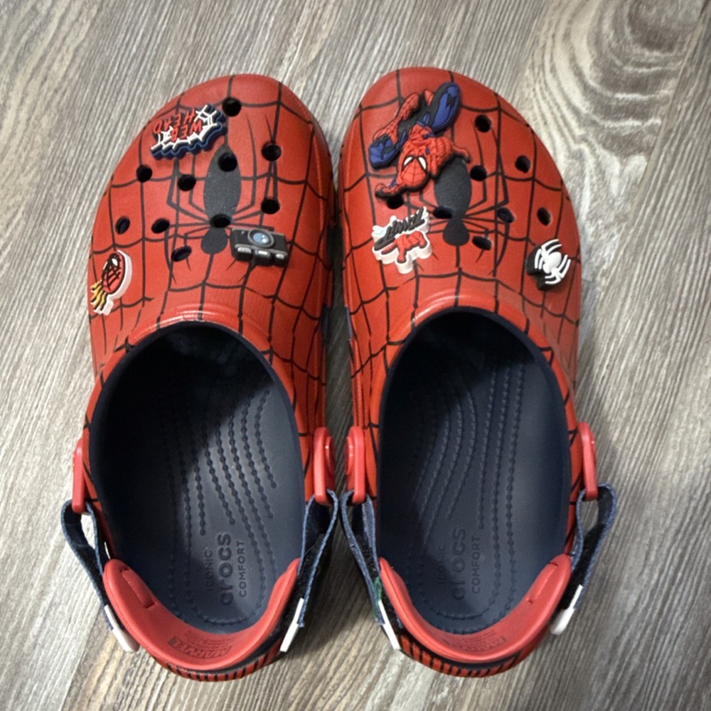 Crocs Marvel Spider-Man Red Black Blue Unisex Kids Clog Size 6 Slip On