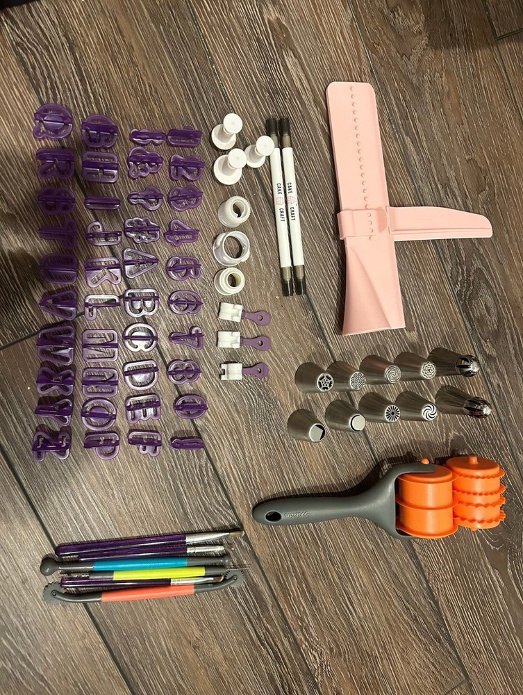 Professional Cake Decorating Tools & Supplies for Bakers