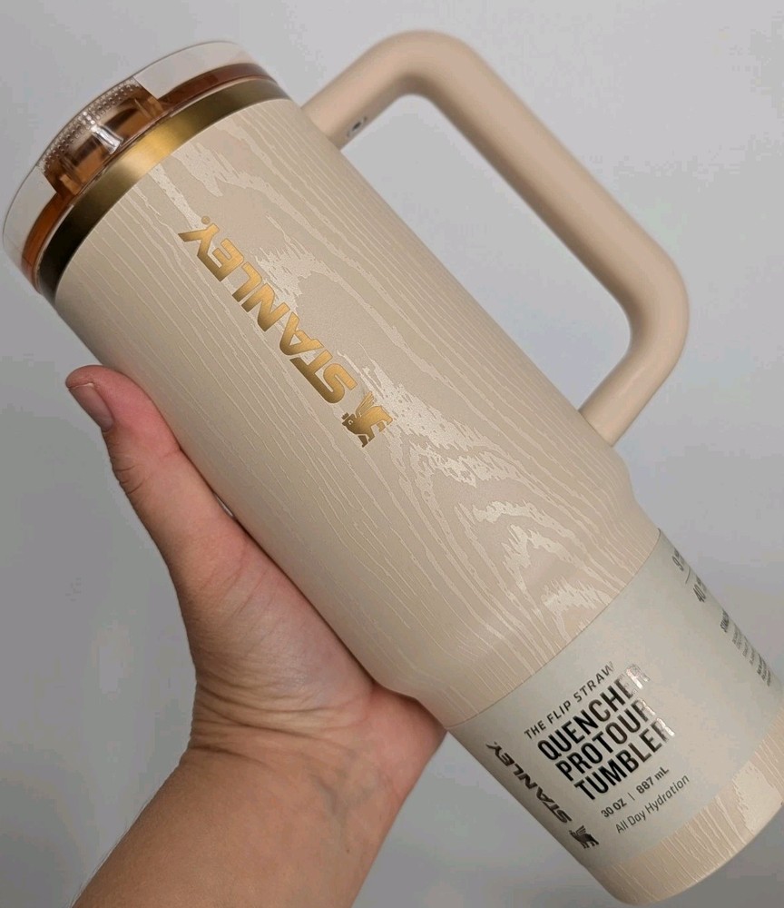 new Stanley cup The Quencher ProTour Flip Straw Tumbler  30oz Birch Woodgrain