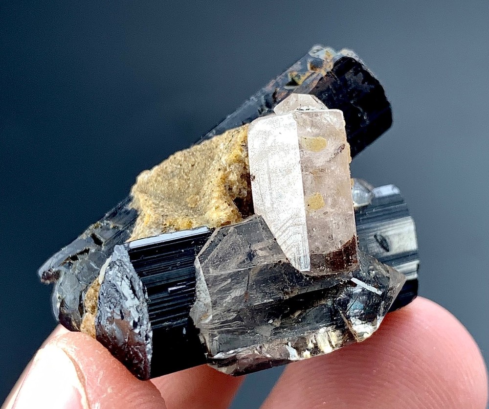 70 Carat Combination Of Apatite, Black Tourmaline & Quartz Specimen @Pakistan