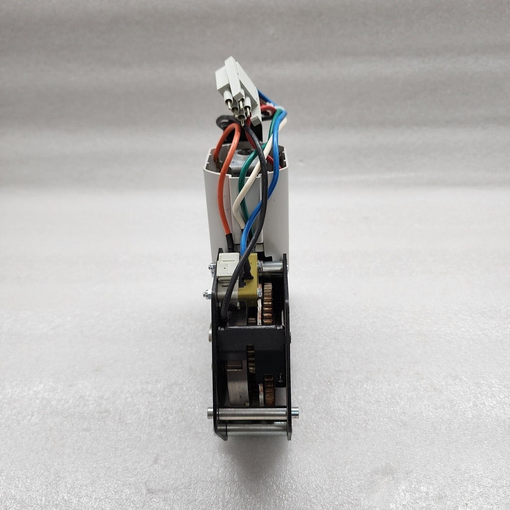 ABB M E2.2...E6.2 GEARED MOTOR DEVICE 1SDA073725R1 220/250V AC-DC