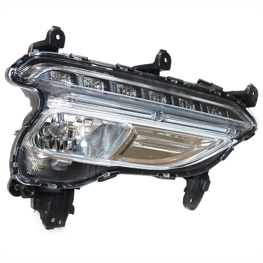 Fits Hyundai Santa Fe Sport 2.0L 2.4L 2017 2018 Fog Light Right Side Clear Lens