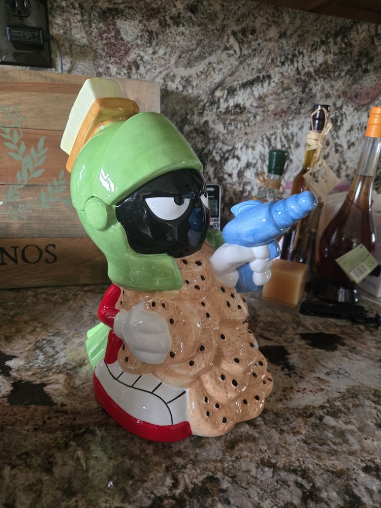 Warner Bros Marvin the Martian 13.5-inch Looney Tunes Cookie Jar 1995 Collectible