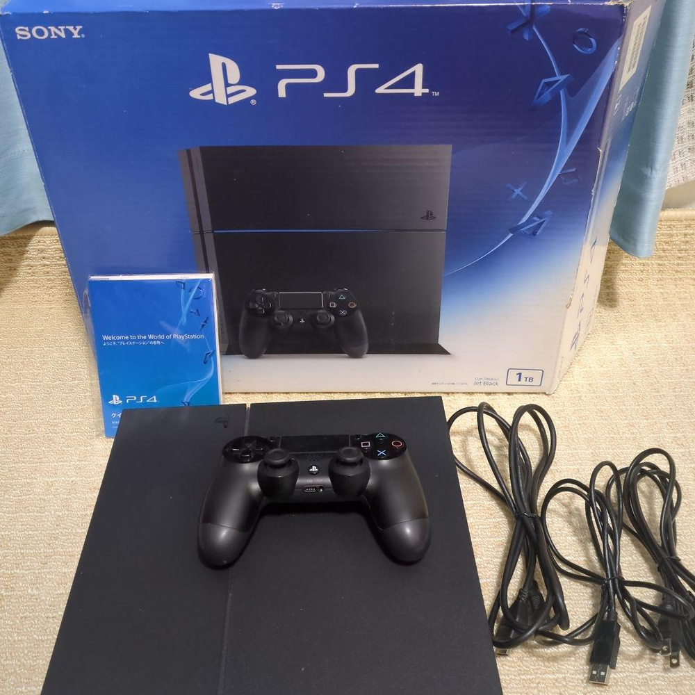 Sony PlayStation 4 PS4 Console 1TB CUH-1200BB01 Jet Black Gaming System