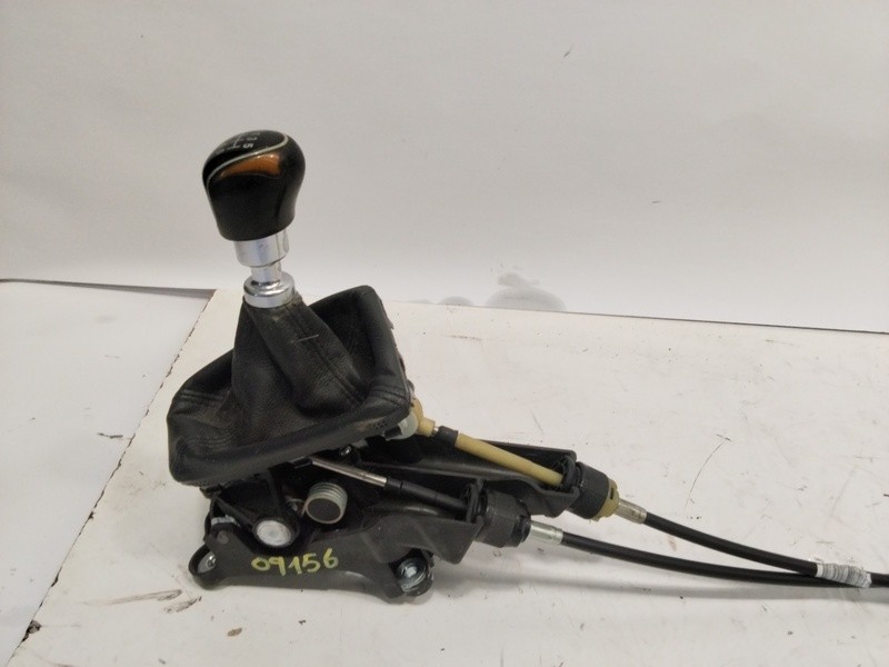 NO RF gear lever Ford Focus Lim. BLACK&RED 2016 1812967