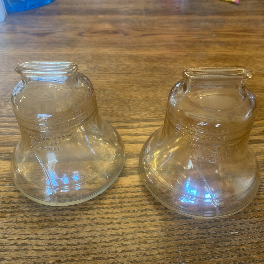 Vintage 1776 - 1976 Bicentennial Glass Liberty Bell Coin Bank