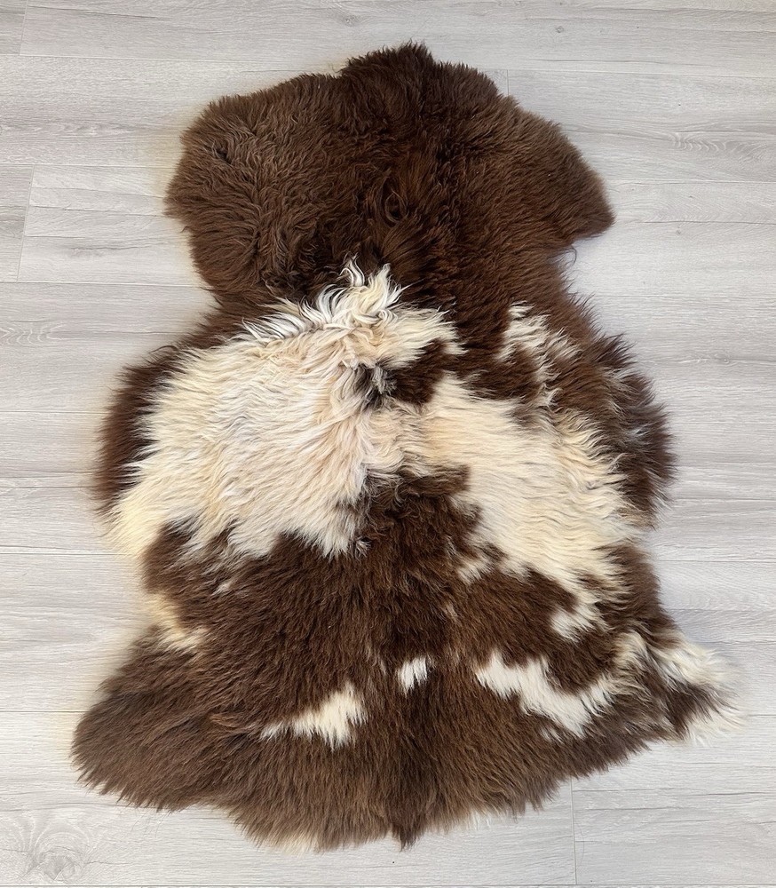 %100 Natural Sheepskin Rug, Sheepskin Pelt,Natural Color, Off White,camel