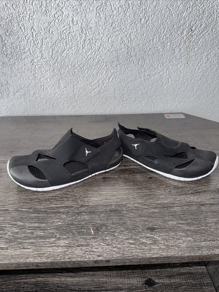 Unisex Kids Jordan Flare Black Nike Sandals Size 3Y