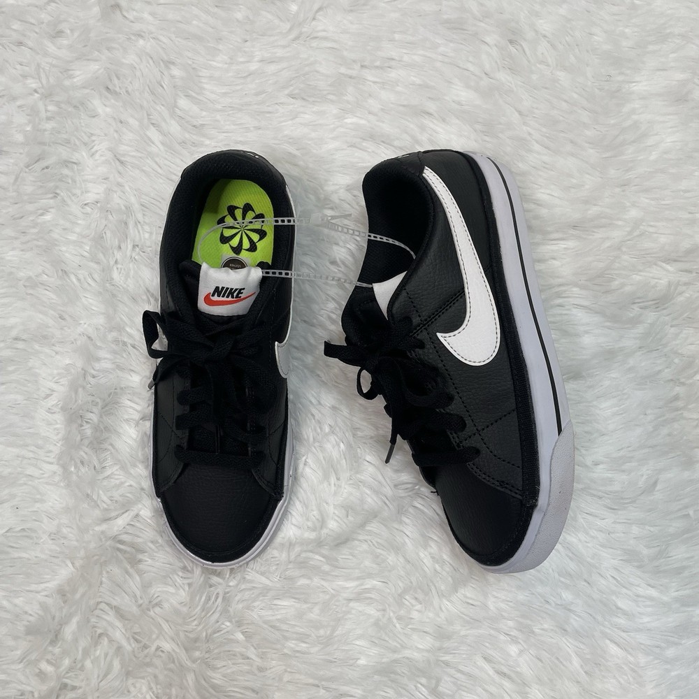 Nike Court Legacy Women’s Size 6 Black Trainers  Shoes Low Top Sneakers DH3161